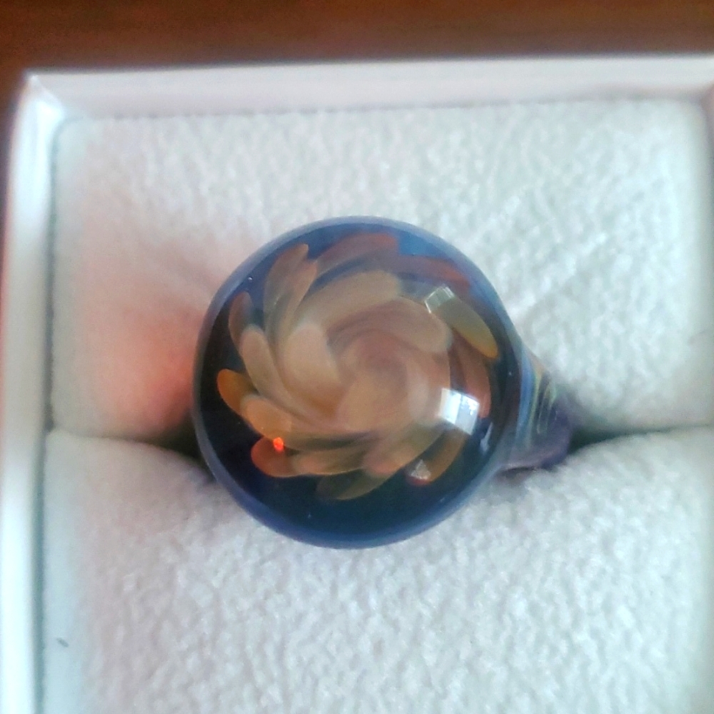 Blown glass ring size 6